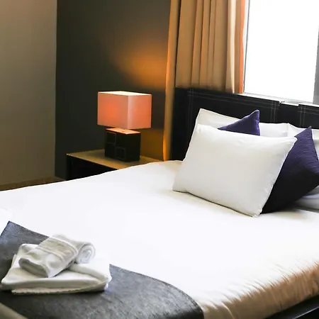 Pebbles Boutique Aparthotel Sliema