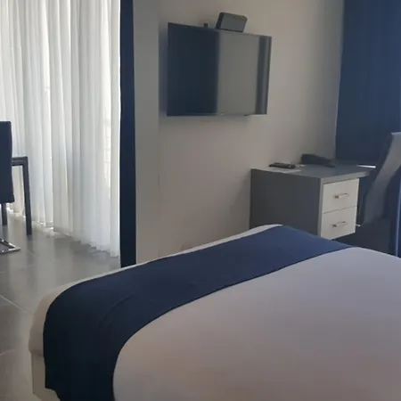 Hotel Pebbles Boutique 3*