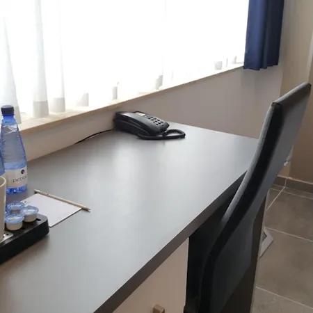 Pebbles Boutique 3* スリーマ