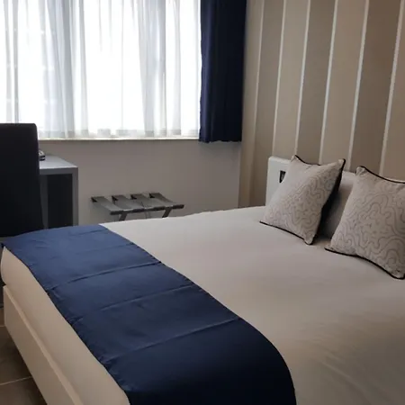 Pebbles Boutique ホテル スリーマ