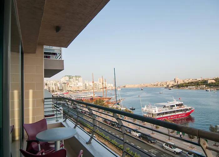 Pebbles Boutique 3* Sliema