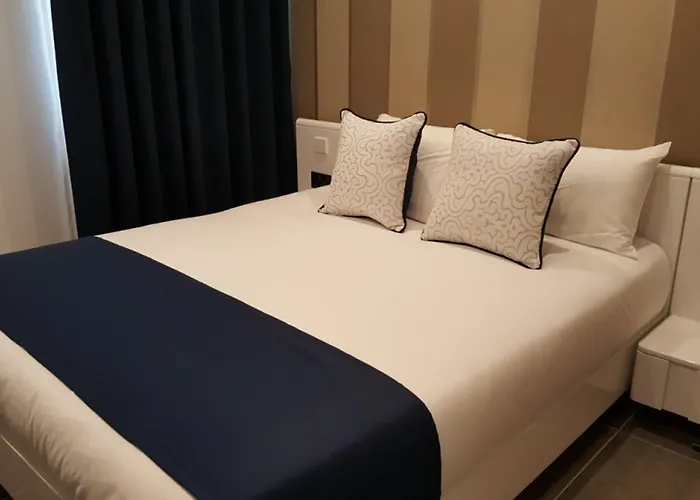 Pebbles Boutique Hotel 3*