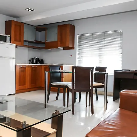 Pebbles Boutique Aparthotel Sliema