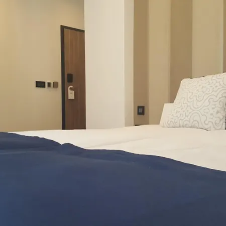 Pebbles Boutique Hotel