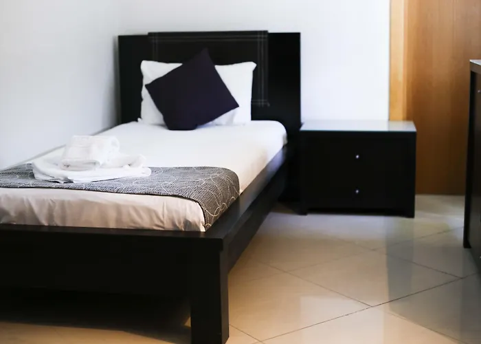 Pebbles Boutique סליאמה