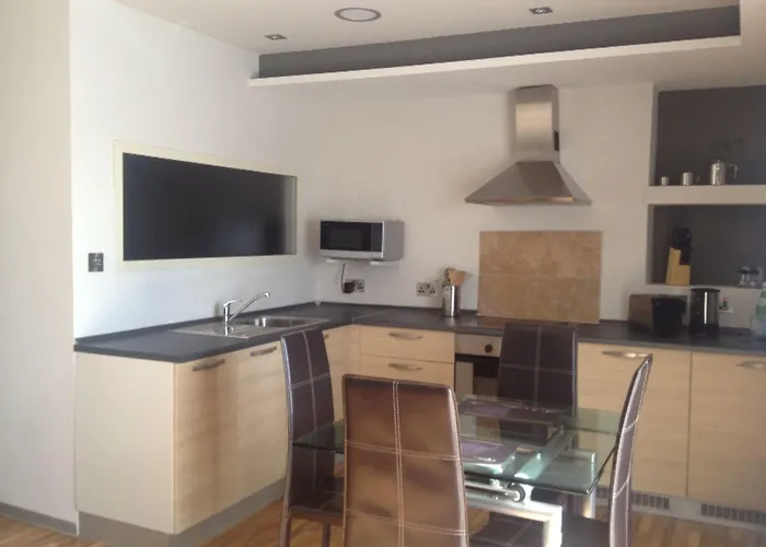 Pebbles Boutique סליאמה